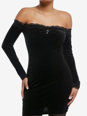 Hot Topic Black Velvet Lace Trim Long Sleeve Off Shoulder Bodycon Dress